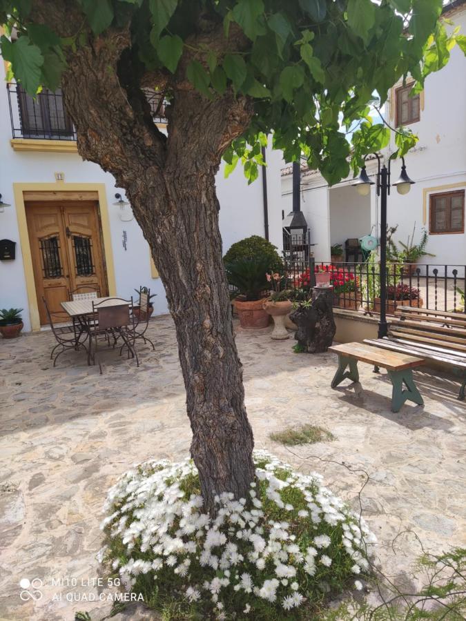 צ'ולייה La Rueda Apartamentos Rurales מראה חיצוני תמונה