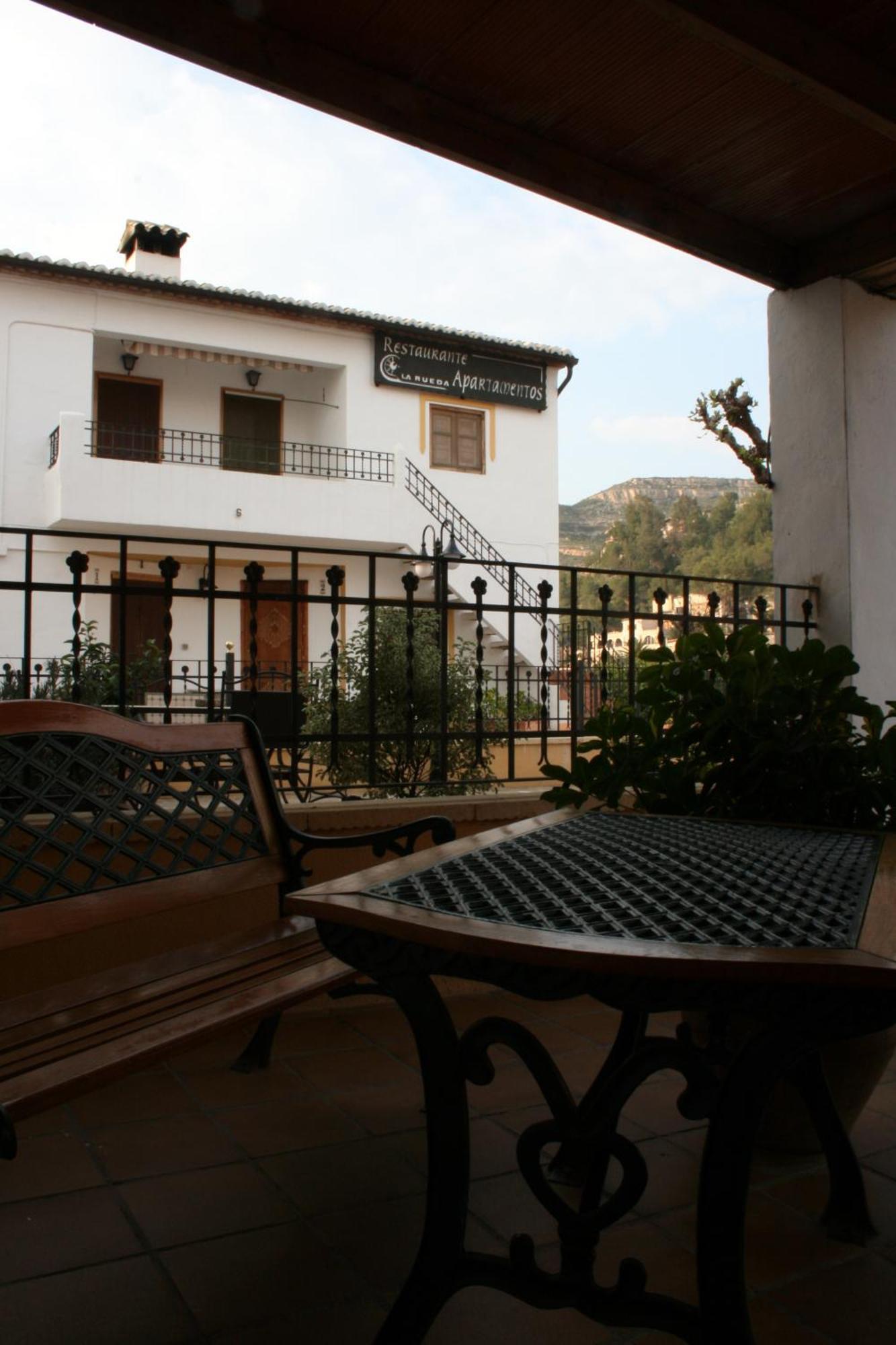 צ'ולייה La Rueda Apartamentos Rurales מראה חיצוני תמונה